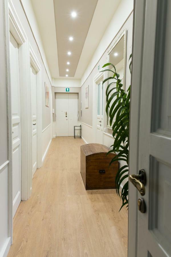 Beautiful Apartment In San Giovanni Close To Colosseo Rome Extérieur photo