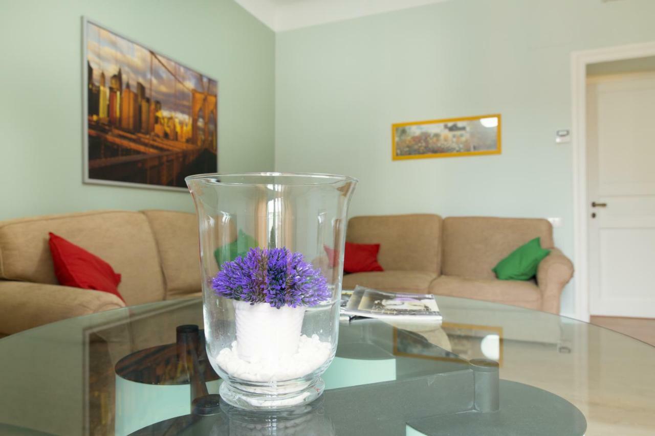 Beautiful Apartment In San Giovanni Close To Colosseo Rome Extérieur photo